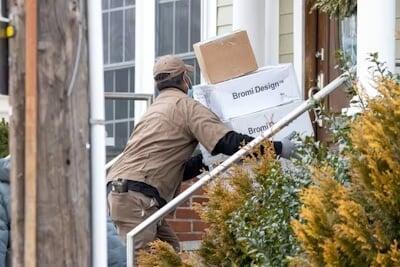 Shipping from Egypt to Canada: How to Choose the Best Courier and Save Costs